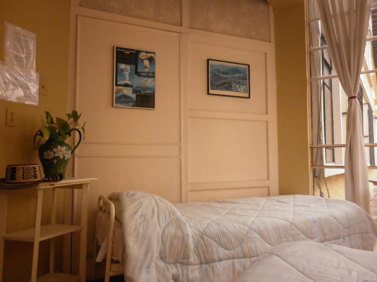 Grand Hotel Кито Экстерьер фото